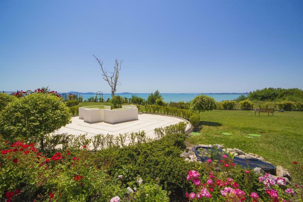 Studio In Diamond Beach ブルガス エクステリア 写真